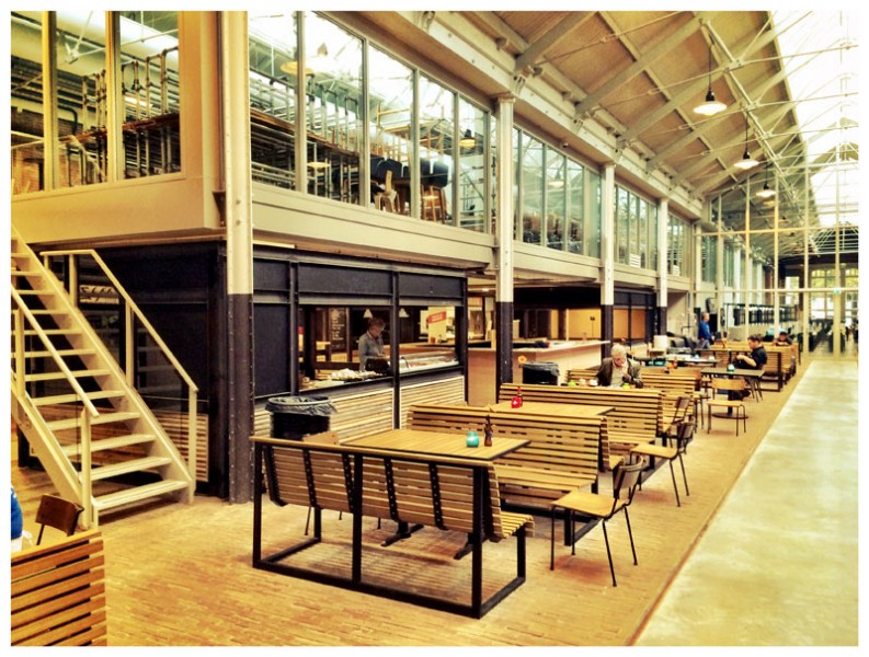 Foodhallen in de Hallen Amsterdam West