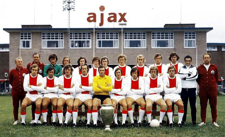 Ajax Elftalfoto 1971