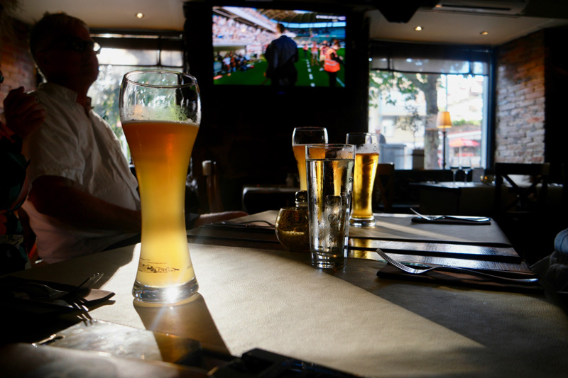 IFK-AIK in de pub